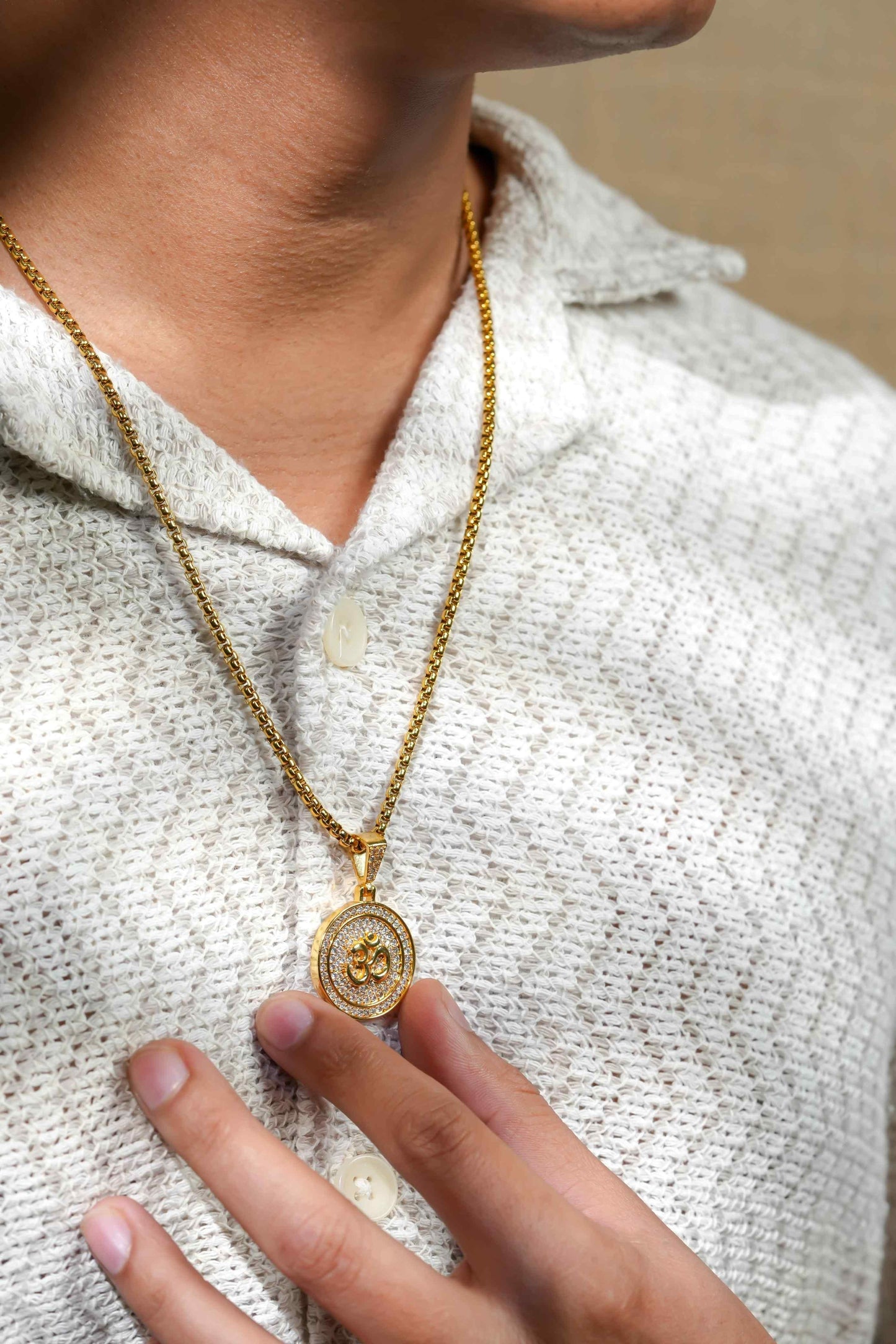 Om Symbol Pendant with Chain – A Sacred Blend of Spirituality & Style